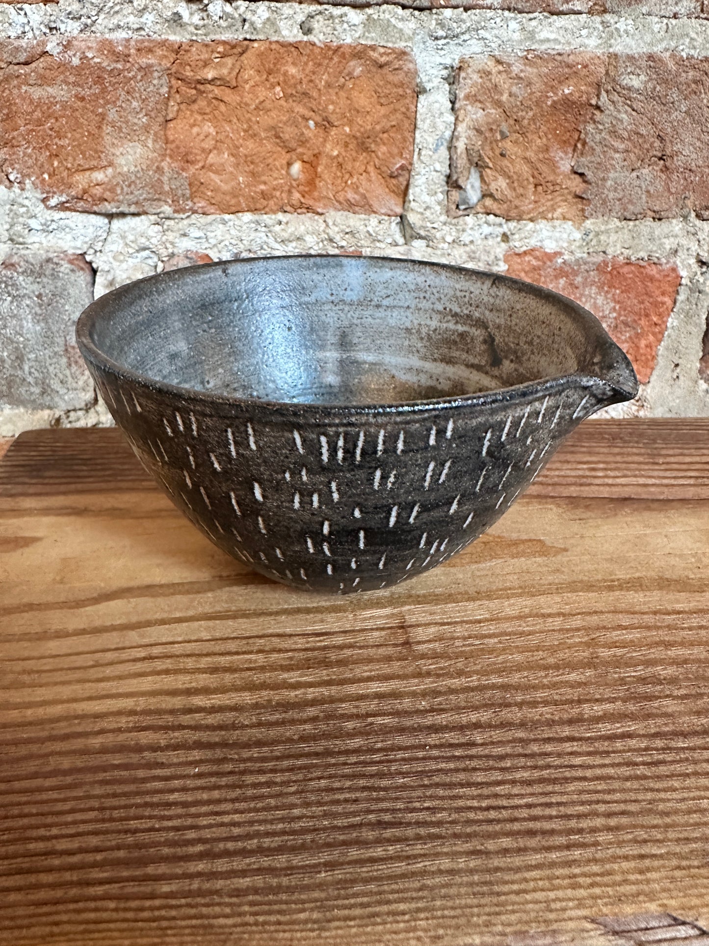 Indigo Pebble & Shiny Indigo Pouring Bowl