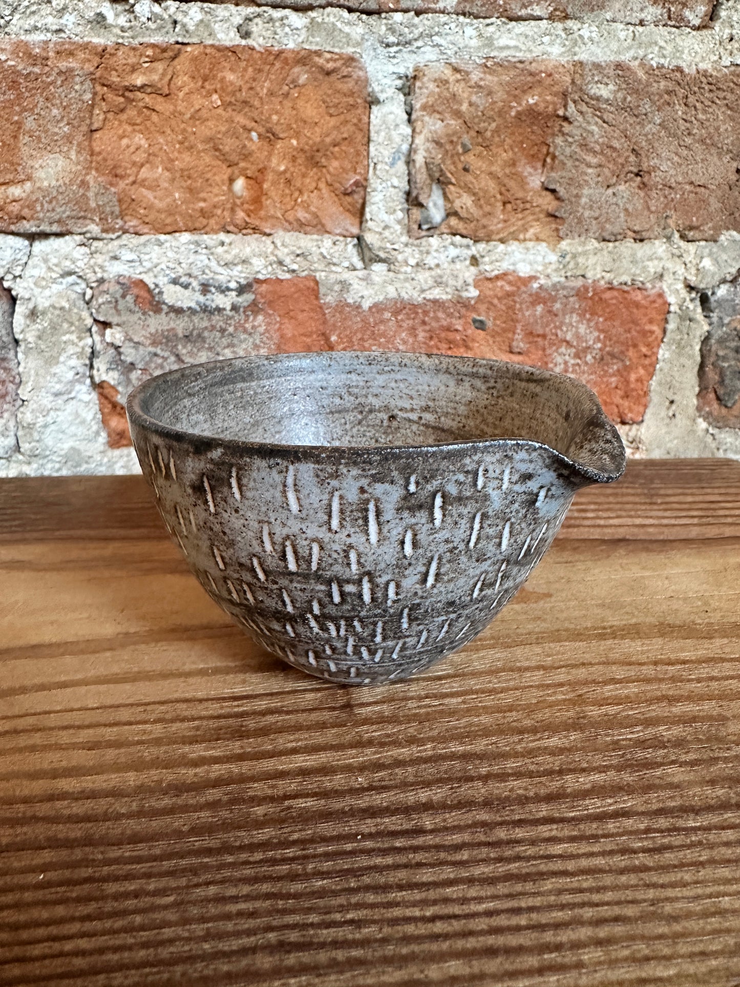 Indigo Pebble & Shiny Indigo Pouring Bowl