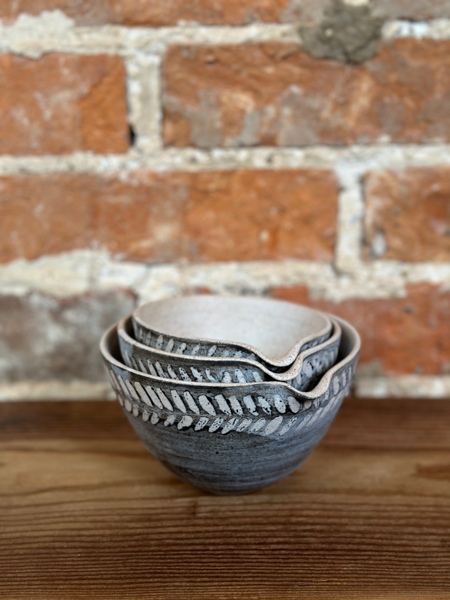 Indigo Pebble & Shiny Indigo Pouring Bowl