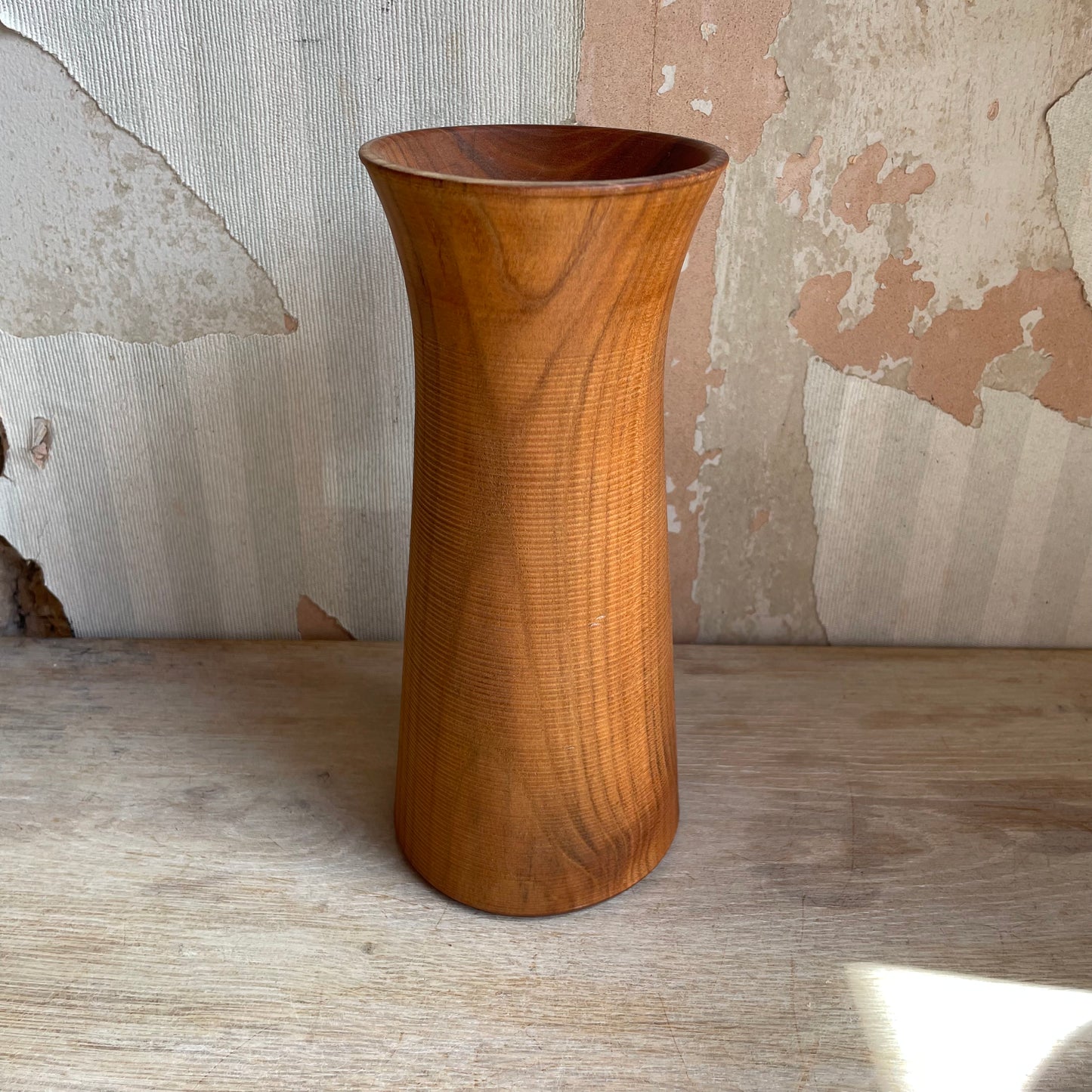 Sweet Chestnut Dry stem vase